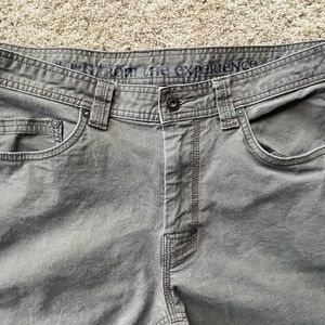 Prana Jeans men’s Dark Olive Green 34W34L